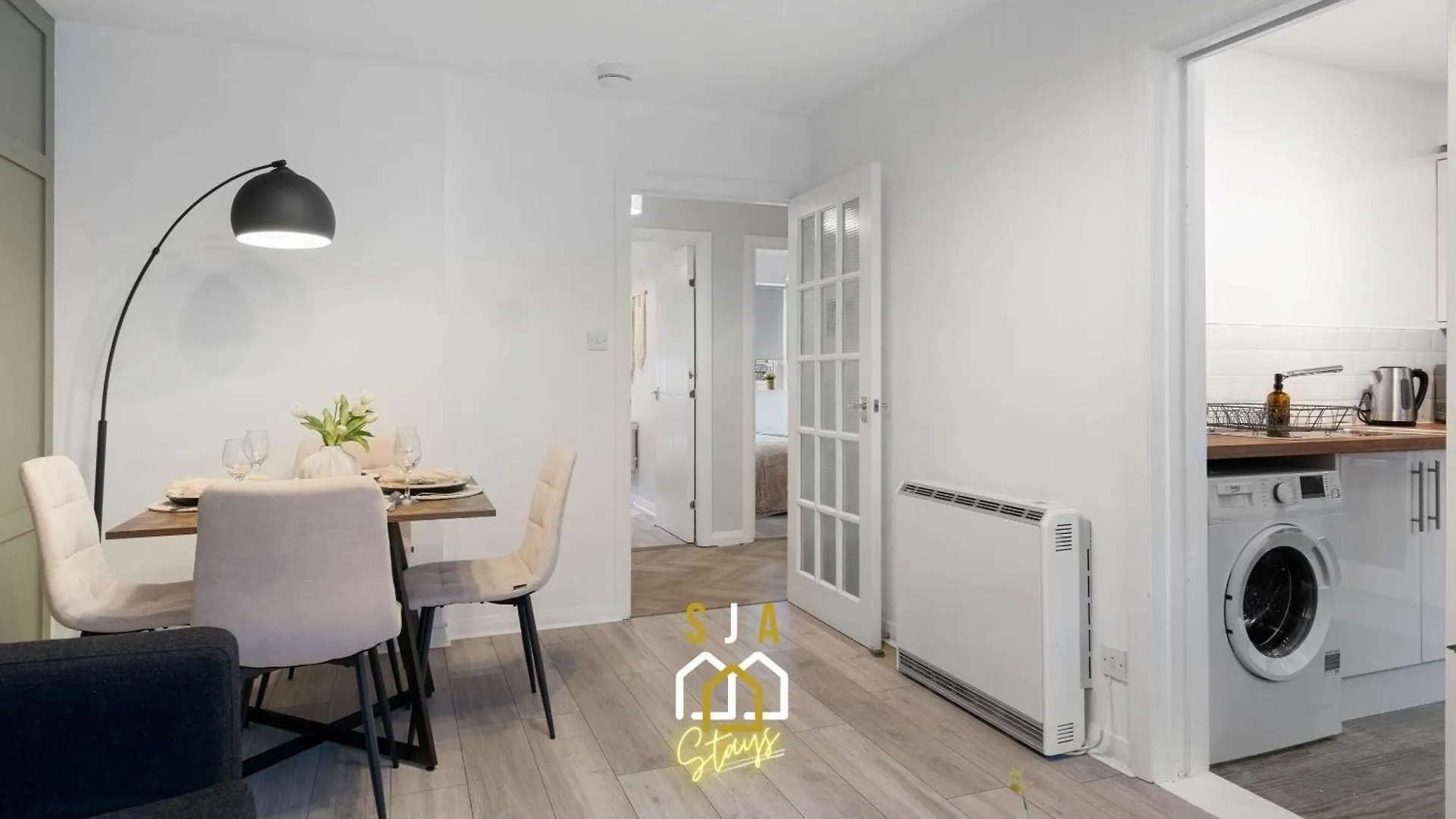 Strawberrybank Stay - Sja Stays - Modern 2 Bed Apartment 阿伯丁 0*,  英国